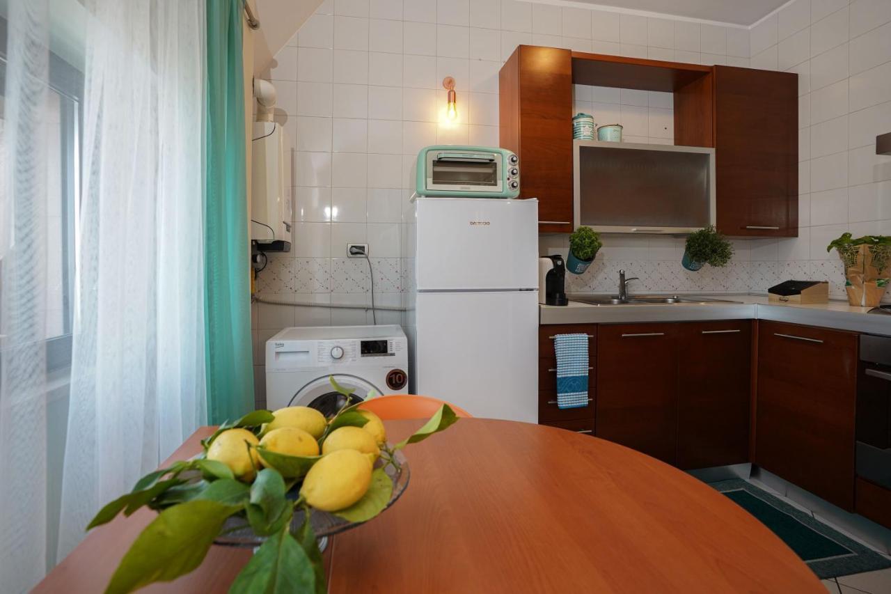 La Casa Di Azzurra Centro Citta Appartamento Fino A 4 Posti Letto E 2 Bagni Фоджиа Экстерьер фото