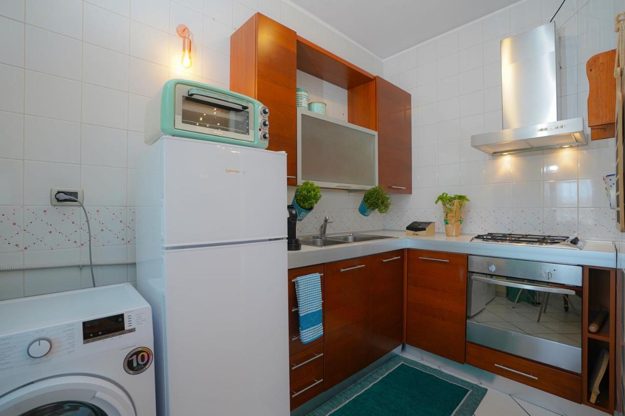 La Casa Di Azzurra Centro Citta Appartamento Fino A 4 Posti Letto E 2 Bagni Фоджиа Экстерьер фото