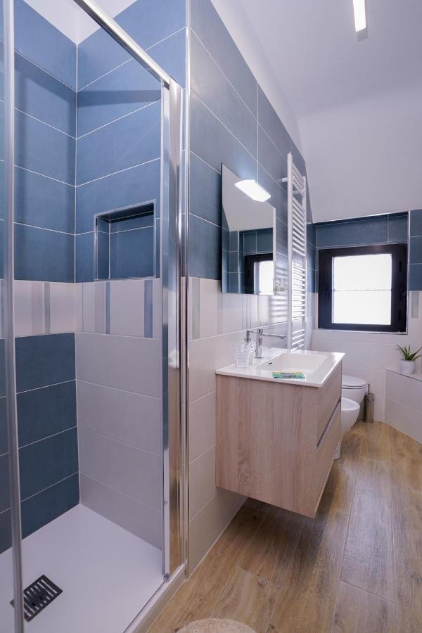 La Casa Di Azzurra Centro Citta Appartamento Fino A 4 Posti Letto E 2 Bagni Фоджиа Экстерьер фото