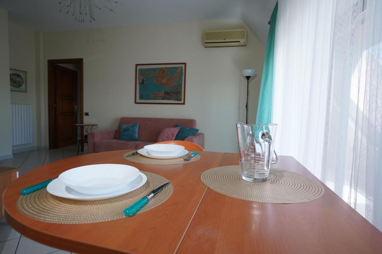 La Casa Di Azzurra Centro Citta Appartamento Fino A 4 Posti Letto E 2 Bagni Фоджиа Экстерьер фото