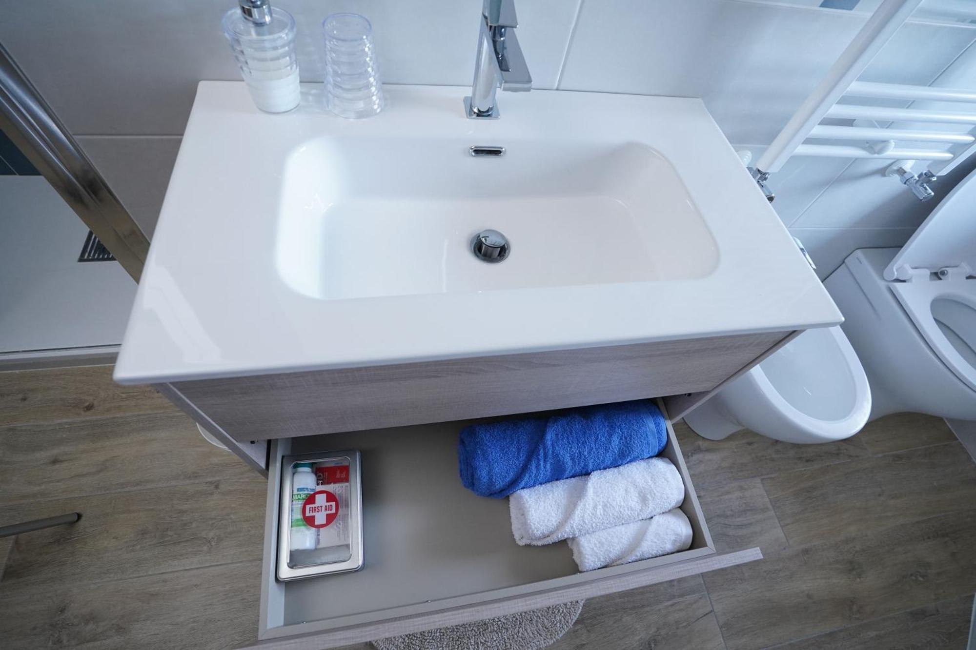 La Casa Di Azzurra Centro Citta Appartamento Fino A 4 Posti Letto E 2 Bagni Фоджиа Экстерьер фото